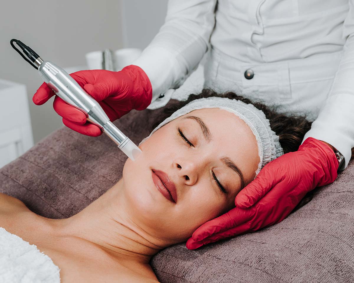Microneedling, Miami FL, Dr. Oliver Chang
